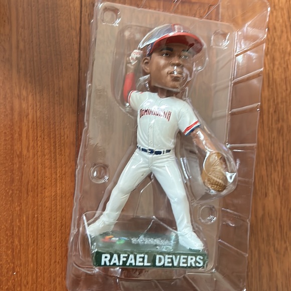 🎉 Host pick 🎉 Rafael Devers Boston Red Sox Bobblehead - Picture 4 of 4